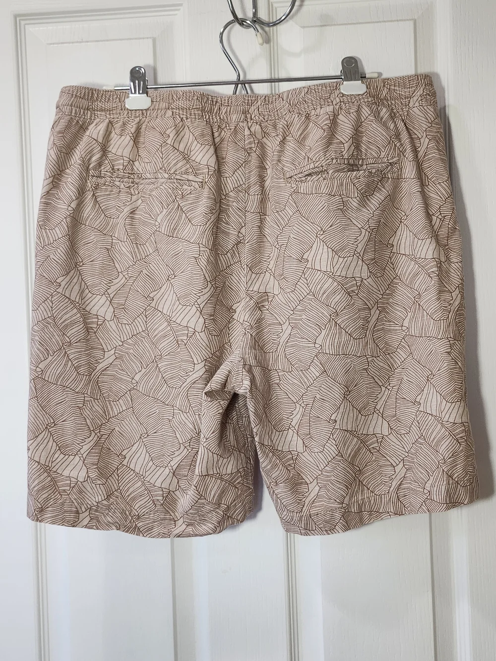 Banana Republic Tan Botanical Leaf Print 100% Cotton Drawstring Casual Shorts L